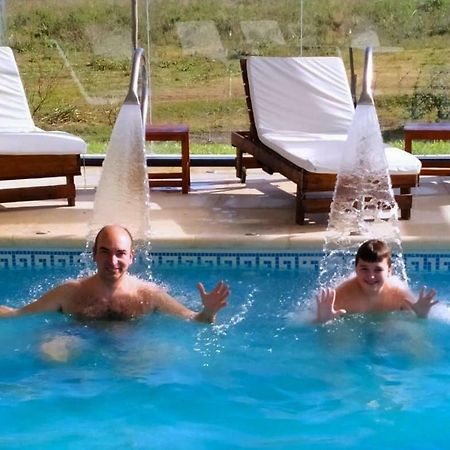 Iguape Aparts & Spa Colón Екстериор снимка