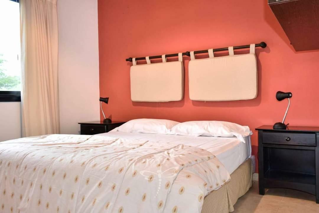 Iguape Aparts & Spa Colón Екстериор снимка