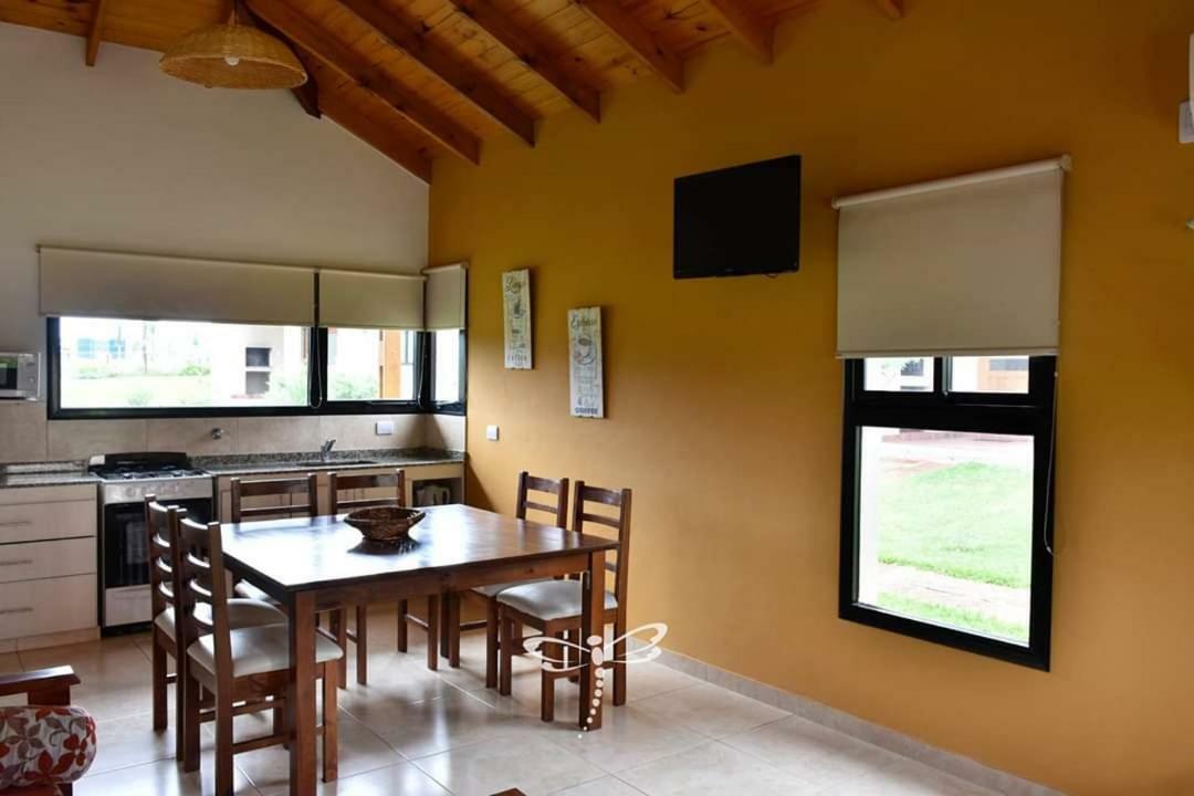 Iguape Aparts & Spa Colón Екстериор снимка