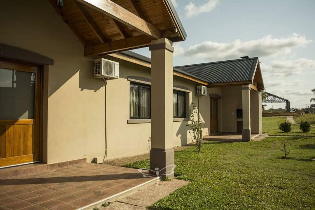 Iguape Aparts & Spa Colón Екстериор снимка