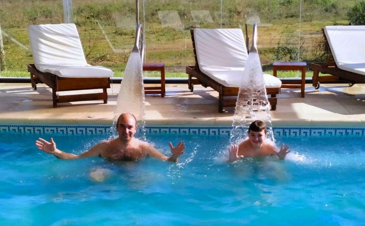 Iguape Aparts & Spa Colón Екстериор снимка